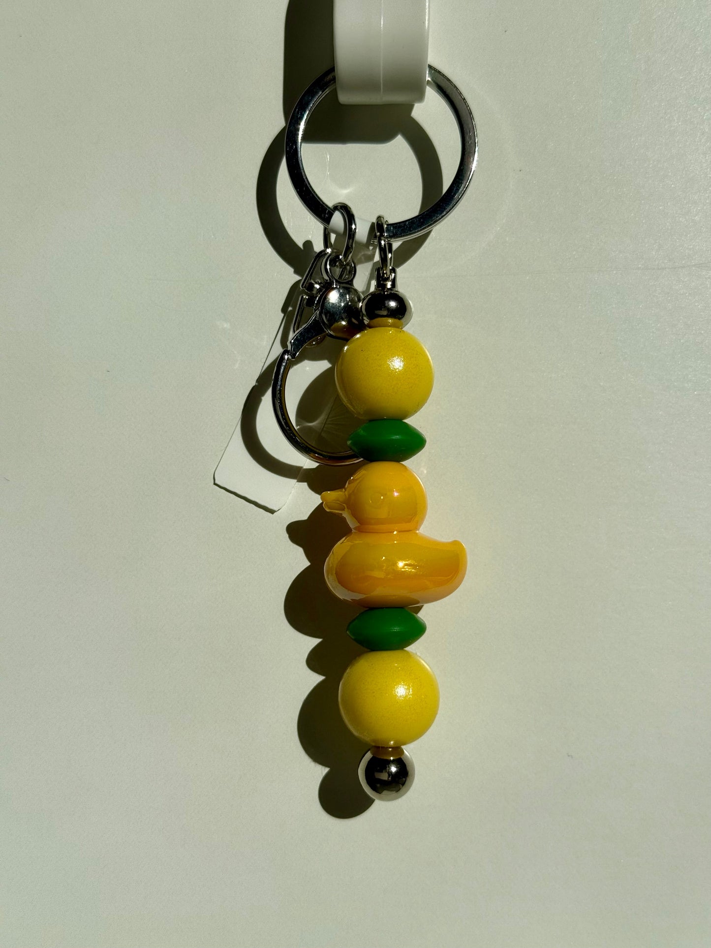 🎁 Silicone Bead Keychain (100% off)